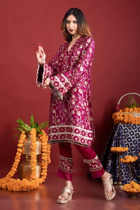 Monk & Mei By Sonia Anand Meena Pakistani Kurta With Pant 