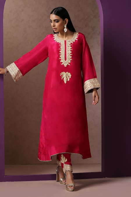 Wazir C Silk Kashmiri Tilla Embroidered Kurta With Salwar