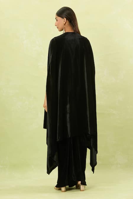 Samyukta Singhania Salli Hand Embellished Cape Pant Set 