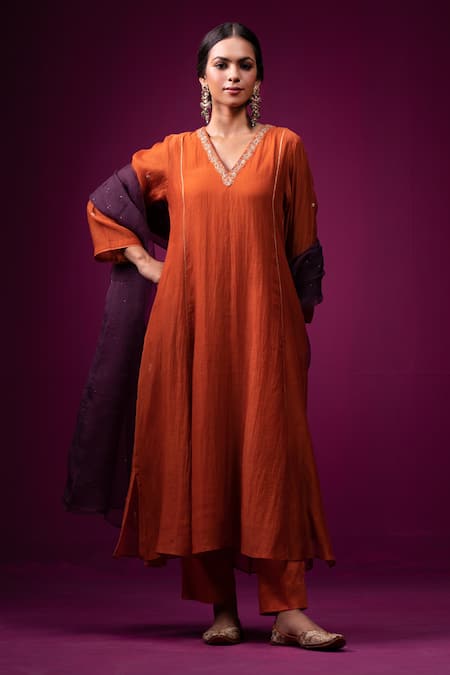 Trendy Tokari Silk Chanderi Kurta Set 