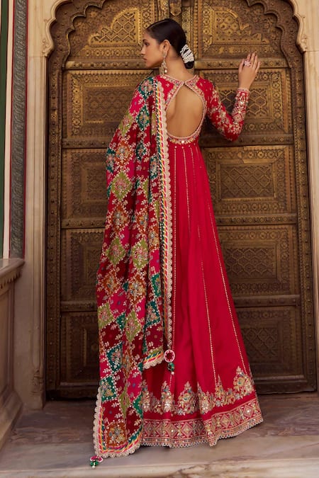 Lashkaraa Embroidered Anarkali Set