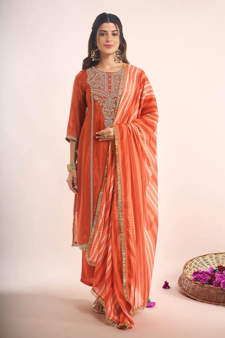 Samyukta Singhania Zari-Dori Embroidered Shimmer Kurta Set 