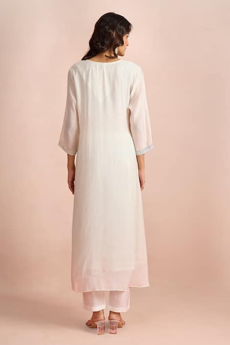 Samyukta Singhania Embroidered Floral Yoke Kurta Set 