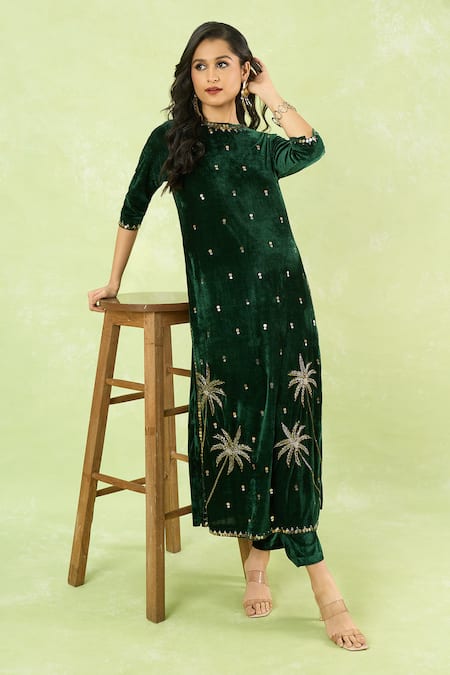 Samyukta Singhania Velvet Sequin Hand Embroidered Kurta & Pant Set