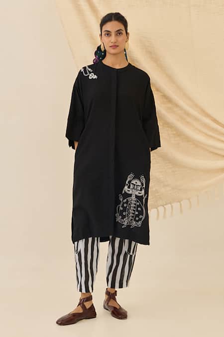 Jodi Jugnu Kala Cotton Embroidered Tunic 