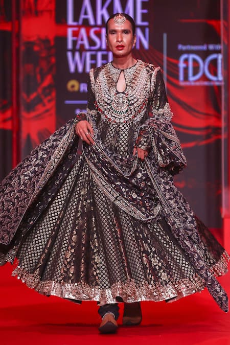 Itrh Nishangini Brocade Anarkali Set 