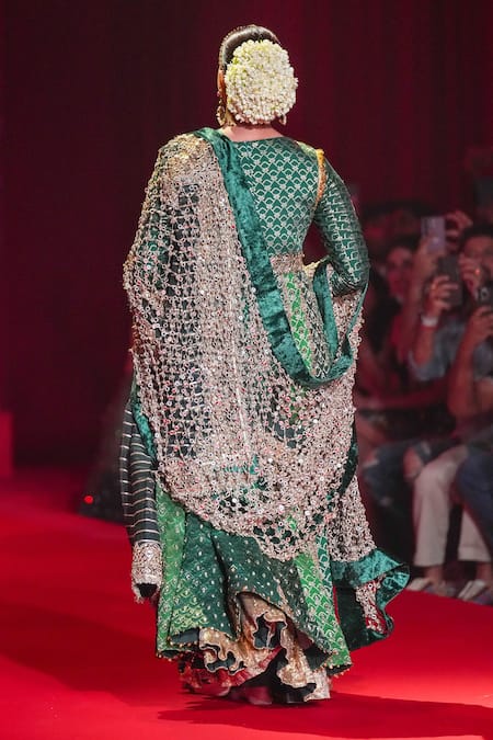 Itrh Vaidurya Mirror Work Anarkali Skirt Set 