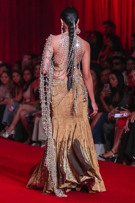 Itrh Mandira Fishtail Lehenga Set 